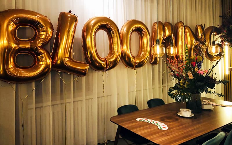 Opening Blooming Plastische Chirurgie